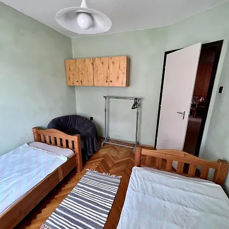 Laura Apartman Balatonmariafuerdo Exterior photo