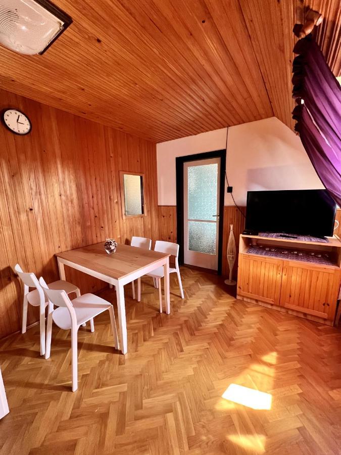 Laura Apartmán