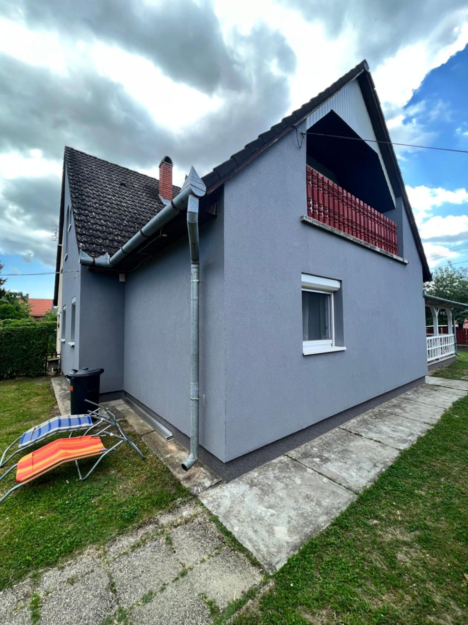 Laura Apartmán